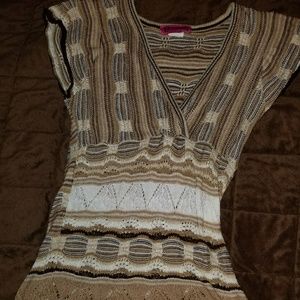 Multi-colored knit top